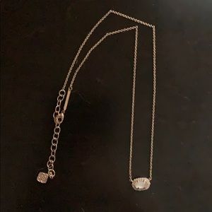 Kendra Scott Pendant necklace